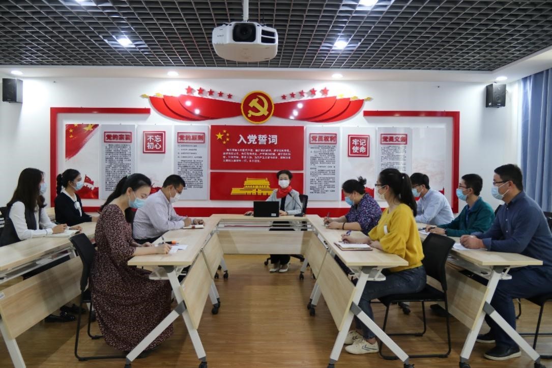 ce74c14d4d4d49abb0fc254f7570cafa.jpg ce74c14d4d4d49abb0fc254f7570cafa.jpg